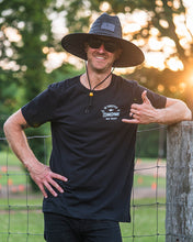 Load image into Gallery viewer, Mens Fast Feeling Tee - Black