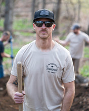 Load image into Gallery viewer, Mens Fast Feeling Tee - Tan