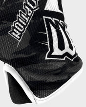 Load image into Gallery viewer, S4 Riding Glove - Black