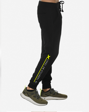 Load image into Gallery viewer, Strike Joggers - Black
