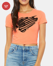 Load image into Gallery viewer, WOMENS WAVE THE FLAG CROPPED TEE - CORAL
